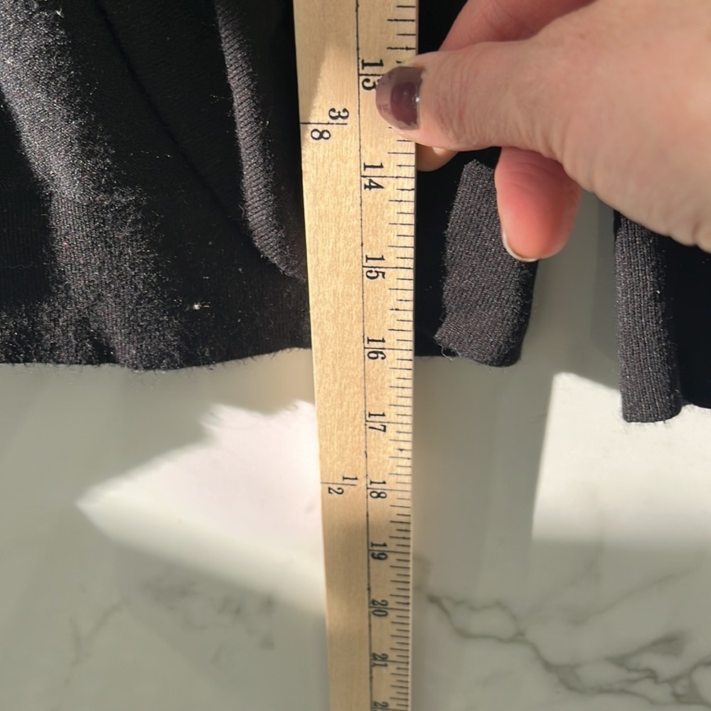 Jessica Howard cropped black cardigan - Picture 2 of 7